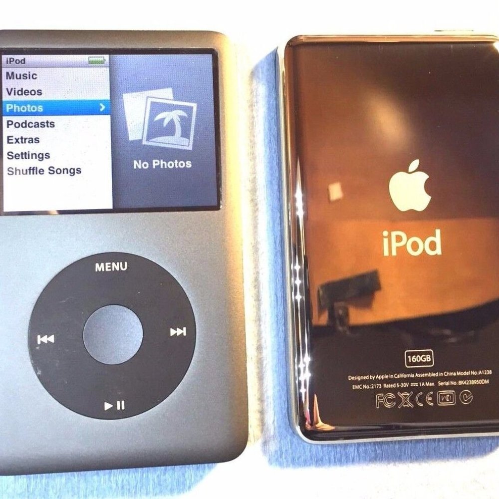 Apple IPOD CLASSIC 7th Generation 160GB (MC297LL/A) MP3 - Grey - mint!!